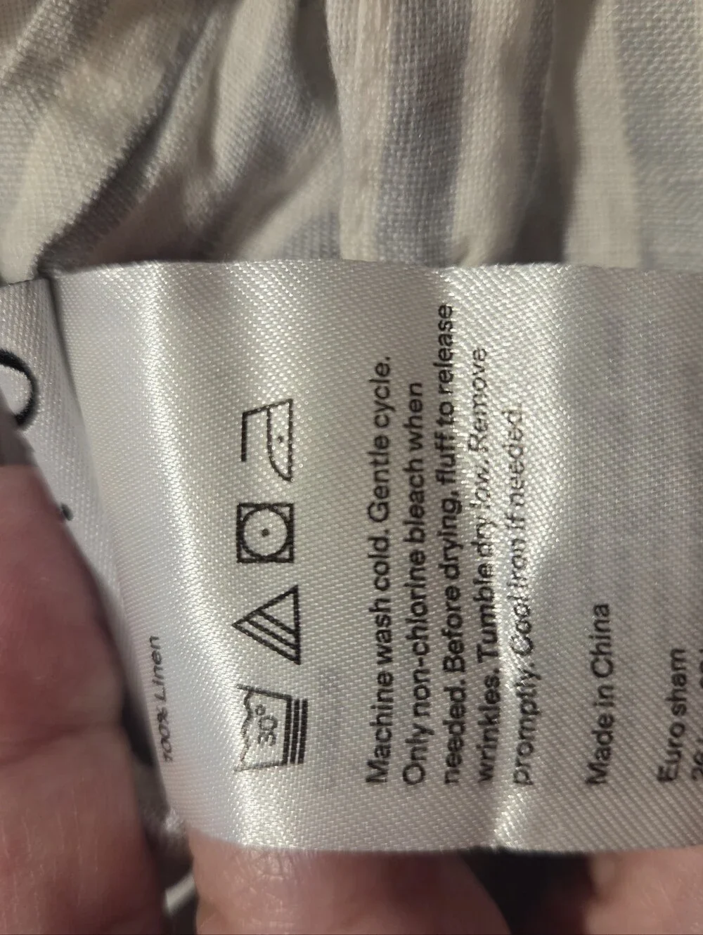 100% Linen Quince White and Light Gray 